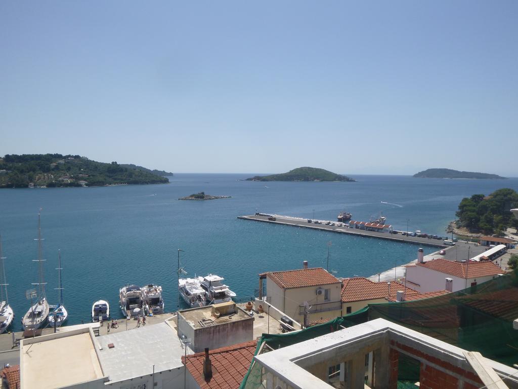 Paradisos House Apartment Skiathos Town Exterior photo